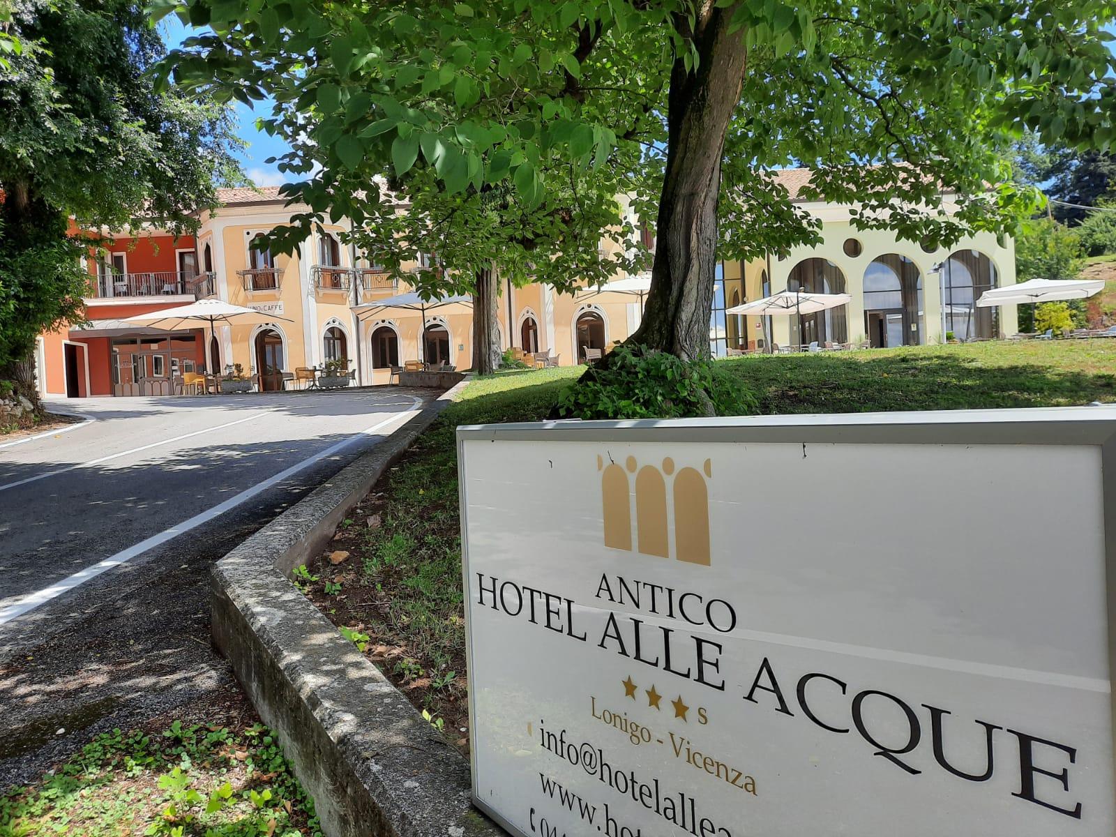 Hotel Alle Acque Lonigo Exteriör bild